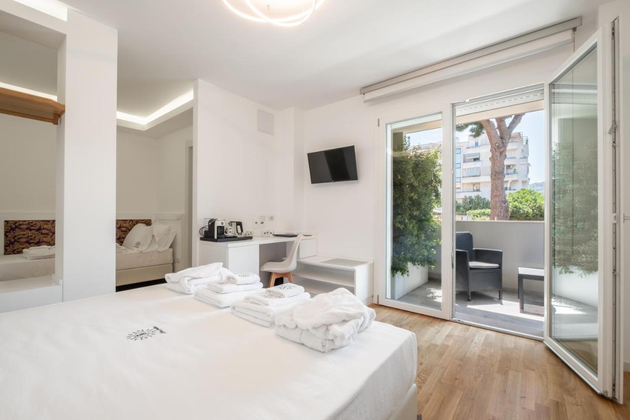 Helios Guest House Каляри Екстериор снимка