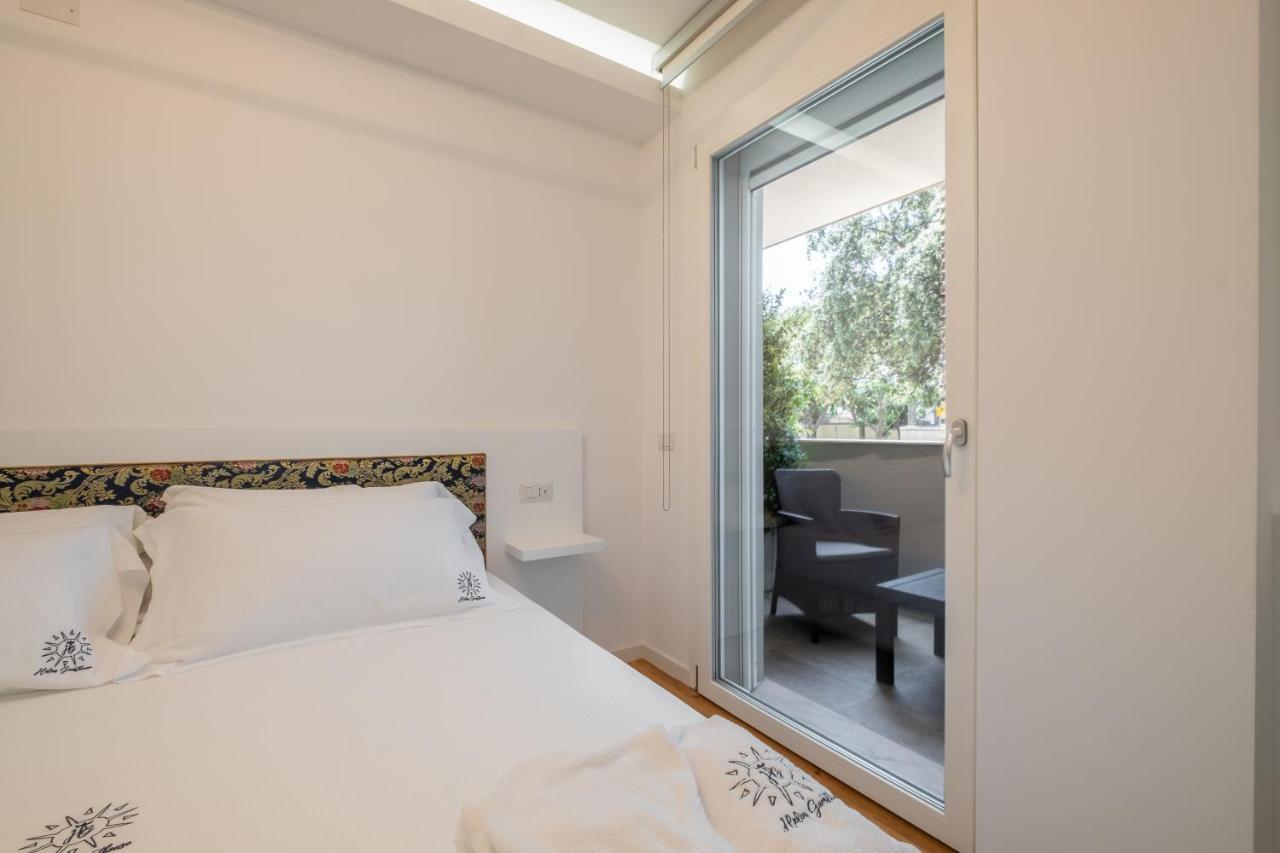 Helios Guest House Каляри Екстериор снимка