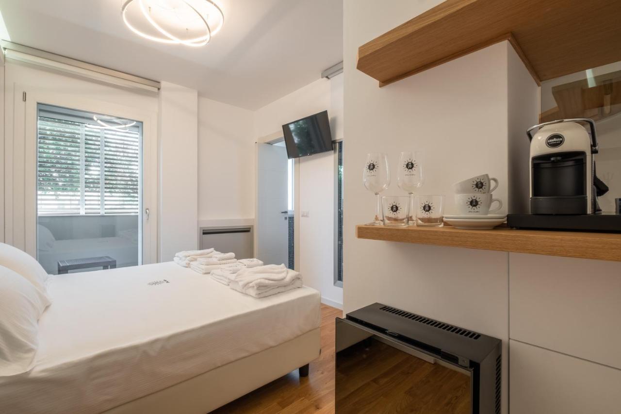 Helios Guest House Каляри Екстериор снимка